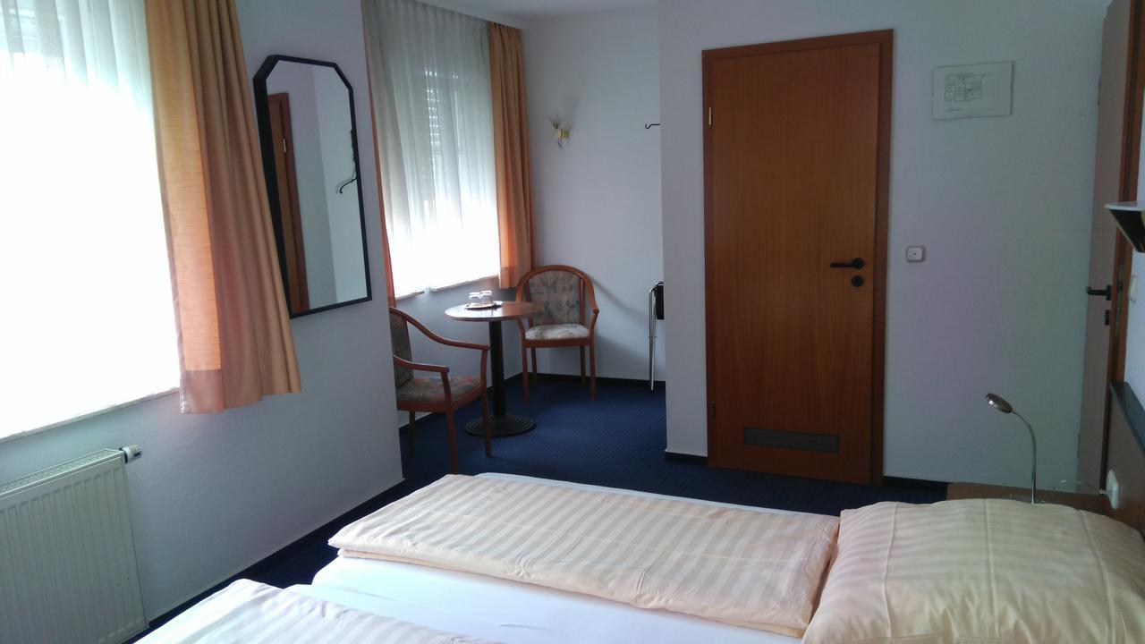 Hotel Loewensteiner Hof Haus Am Neuplatz Wertheim Ngoại thất bức ảnh